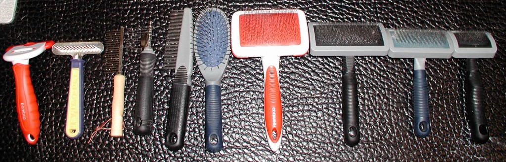 Grooming Combs/Brushes Grooming Combs/Brushes